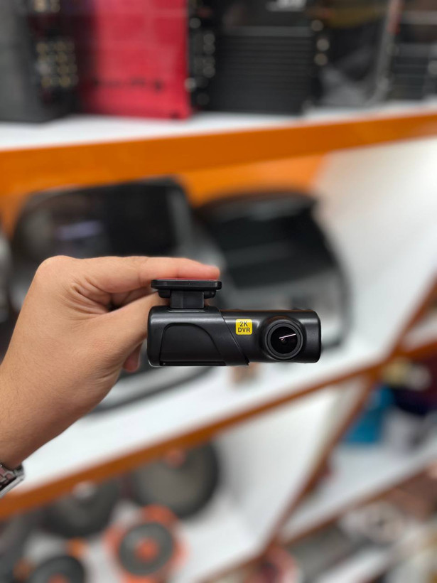 دوربین ثبت وقایع خودرو DASH CAM برند استیل بت مدل Q3 2K WIFI