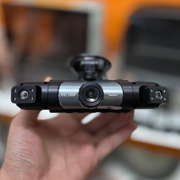 دوربین ثبت حوادث ۴ لنزه وای فای دار مدل DASH CAMERA